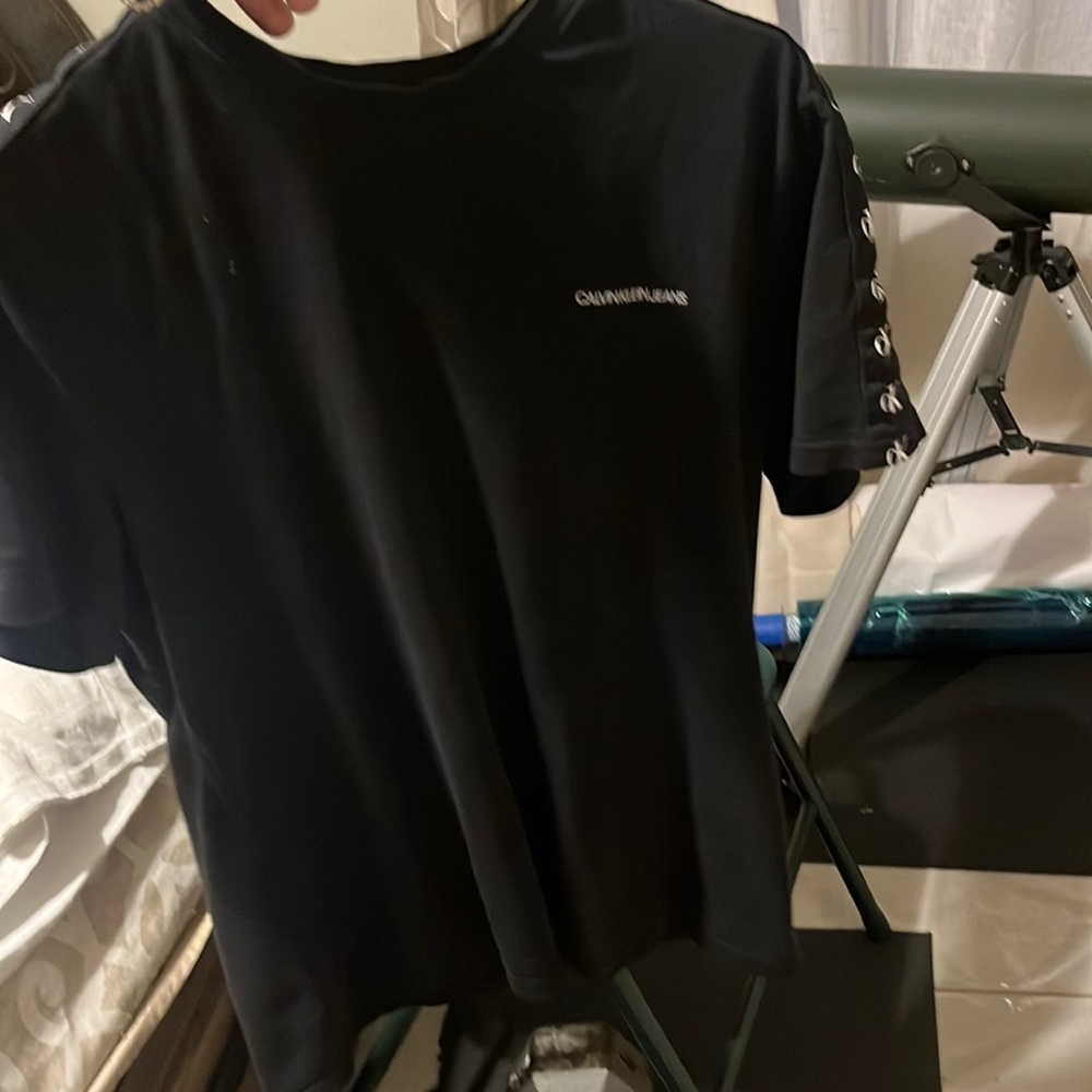 8 shirt medium lot.